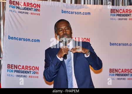 Summerlin, Nevada, USA. 23 Février, 2016. Ben Carson des campagnes pour la nomination présidentielle des républicains à la Mountain Shadows Community Centre de Summerlin. M. Carson est actuellement en retrait dans les sondages, avec le caucus passe plus tard ce soir. Crédit : Jennifer Mack/Alamy Live News Banque D'Images