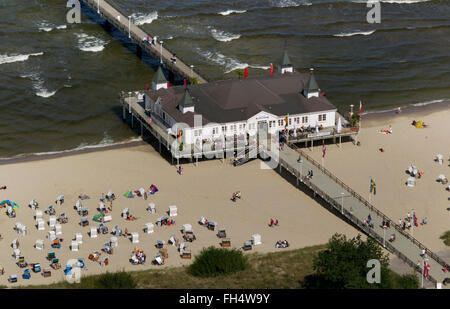 Vue aérienne, jetée d'Ahlbeck, plage, promenade, plage d'Ahlbeck, Heringsdorf Usedom, de la mer Baltique Mecklembourg-Poméranie-Occidentale, Allemagne,, Banque D'Images