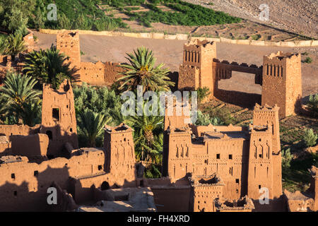 Avis de Ait Benhaddou, Kasbah Ait Ben Haddou, Ouarzazate, Maroc Banque D'Images