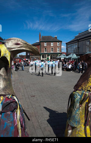 Les femmes du Groupe Danse Folk Festival 2015 Stockport Stockport Cheshire Angleterre Banque D'Images