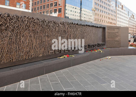 Monument à la mémoire des victimes de l'Holodomor ukrainien de l'Famine-Genocide de 1932-1933 - Washington, DC USA Banque D'Images