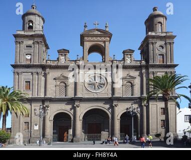 La Sta Ana cathédrale a été construite par les conquistadors en l'honneur de leur saint patron . La plus ancienne et la plus grande église de l'île d'être l'évêque des îles Canaries - Janvier 2016 Banque D'Images