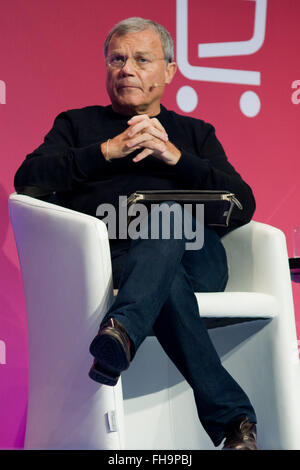 Barcelone, Catalogne, Espagne. Feb 24, 2016. Chef de la direction de l'ouest des SIR. Martin Sorrell pendant une conférence sur le commerce mobile au Mobile World Congress à Barcelone. Crédit : Jordi Boixareu/ZUMA/Alamy Fil Live News Banque D'Images