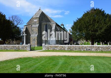 L'Abbaye de Beaulieu l'église paroissiale sur une belle journée de printemps Banque D'Images