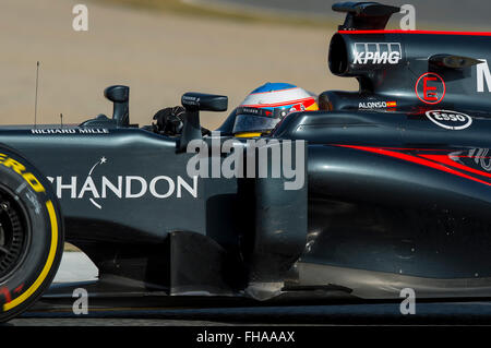 Montmelo, Espagne. 23 Février, 2016. Fernando Alonso pilote. Équipe McLaren. La formule 1 jours de test sur le circuit de Catalunya. Montmelo, Espagne. 23 février 2016 Crédit : Miguel Aguirre Sánchez/Alamy Live News Banque D'Images