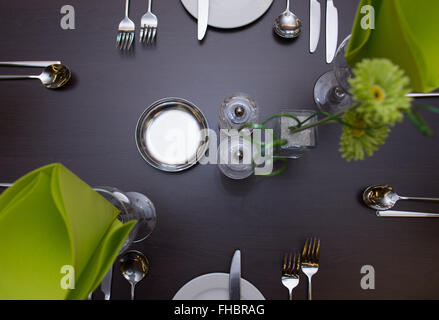 Table à manger dans un restaurant local Banque D'Images