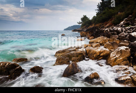 Saliara Beach (appelé en plage), belle plage de sable blanc de l'île de Thassos, Grèce Banque D'Images