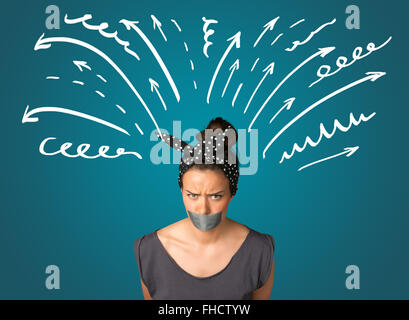 Jeune femme avec la bouche ou collés Banque D'Images