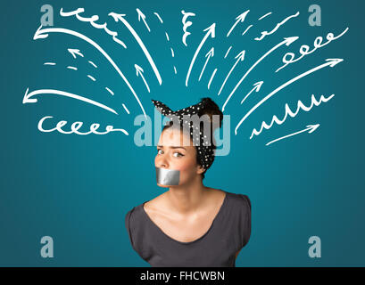 Jeune femme avec la bouche ou collés Banque D'Images