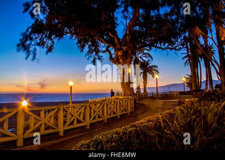 Palisades Park, Santa Monica Ca - Coucher du soleil à North Banque D'Images