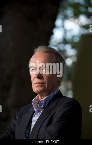 L'auteur britannique à succès légendaire, Martin Amis, à l'Edinburgh International Book Festival, où il a parlé de son nouveau roman intitulé "La zone d'intérêt'. L'événement de trois semaines est le plus grand festival littéraire et a lieu au cours de l'Edinburgh Festival annuel. L'événement vedette de 2014 des conférences et des présentations de plus de 500 auteurs provenant de partout dans le monde et a été la 31e édition du festival. Banque D'Images