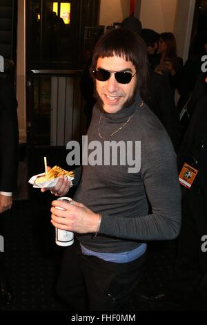 Berlin, Allemagne. Feb 24, 2016. Sacha Baron Cohen lors de la projection de son nouveau film 'Les Frères Grimsby' à Berlin, Allemagne. Le 24 février 2016. Dpa : Crédit photo alliance/Alamy Live News Banque D'Images