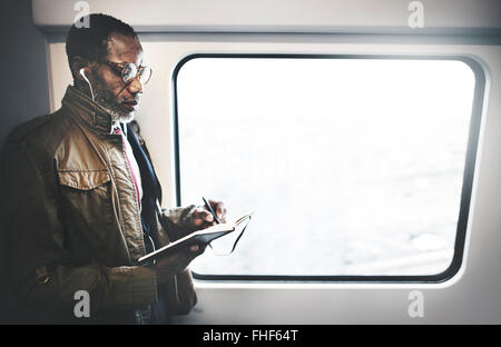 Homme d'idées de banlieue journaliste Voyage Concept Banque D'Images