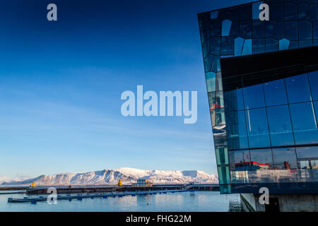 Harpa, la salle de concert et centre de conférence à Reykjavik, Islande Banque D'Images
