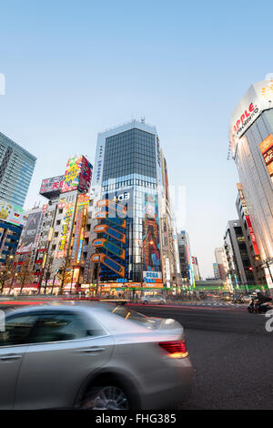 Tokyo, Japon - 8 janvier 2016 : paysage urbain de quartier d'Akihabara à Tokyo. Banque D'Images