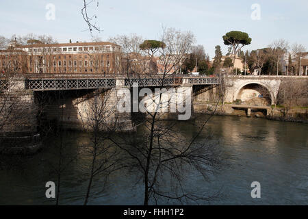 Rome 24 février 2016. Cloaca Maxima, est l'un des premiers systèmes d'égout, réalisé par le roi Tarquin le superbe (Tarquin le fier) à VII siècle avant J.-C. afin de drainer les marais et de déposer les déchets d'une des villes les plus peuplées du monde, elle a mené à l'effluent du Tibre, qui s'est déroulé à côté de la ville. Samantha Zucchi Insidefoto Photo Banque D'Images