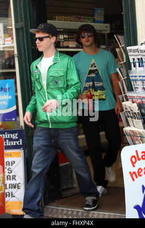 Hutch Dano et Adam Hicks boutique à Londres pour des boissons froides Soho (crédit image © Jack Ludlam) Banque D'Images