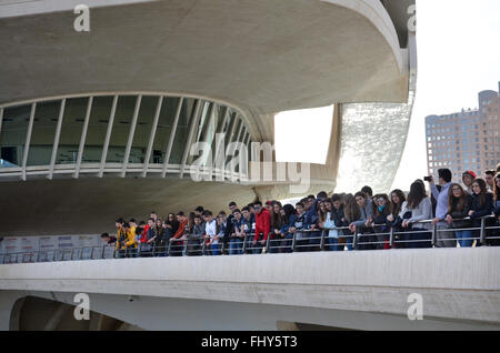 Excursion scolaire à Palau de les Arts Reina Sofia" Valencia Espagne Banque D'Images