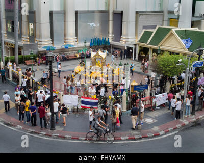 Sanctuaire d'Erawan à Bangkok à la suite de la bombe le 17 août 2015, à partir de la normalité pour revenir Banque D'Images