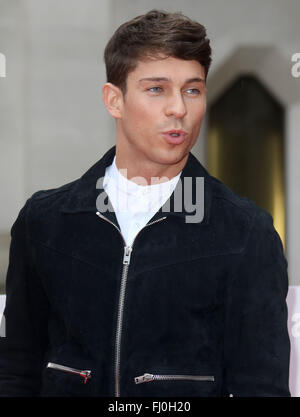 Jan 22, 2016 - Londres, Angleterre, Royaume-Uni - Joey Essex arrivant au soleil récompense militaire, Guildhall - Arrivées Tapis rouge Banque D'Images