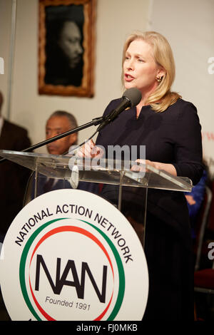 Le sénateur de New York Kristen Gillibrand parle Martin Luther King Jr, NAN Maison de Justice Harlem NY Banque D'Images