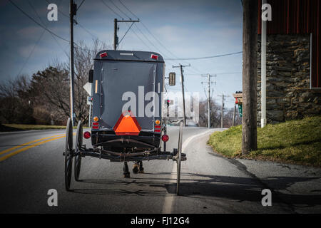 Lancaster, Pennsylvanie, États-Unis. Feb 27, 2016. Vente de boue Amish, qui a lieu tous les printemps à Lancaster, PA. Collecte de fonds pour les services d'incendie 1. Crédit : COLLECTION CRÉATIVE TOLBERT PHOTO/Alamy Live News Banque D'Images