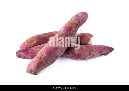 La patate douce, à la vapeur trois têtes sur un fond blanc. Banque D'Images
