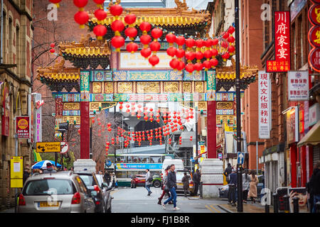 Arch chinois China Town Manchester rues décorées de l'histoire historique important marquant Faulkner rue st ethni Banque D'Images