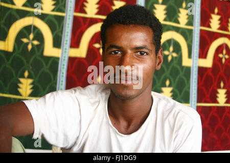 Portrait d'homme noir Harratin à Nouakchott, Mauritanie Banque D'Images