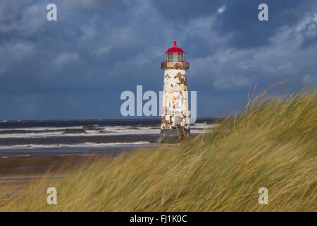 Phare de Talacre dans le Nord du Pays de Galles Banque D'Images