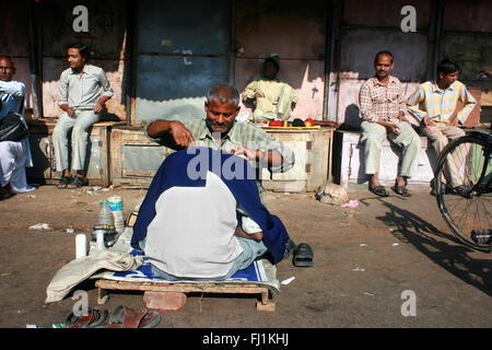 Coiffure Salon de coiffure et de la rue à Jaipur, Inde Banque D'Images
