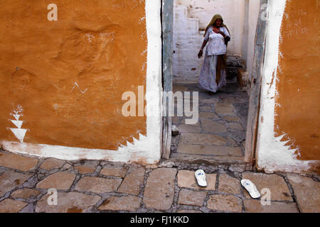 Entrée d'une maison à fort de Jaisalmer, Inde Banque D'Images