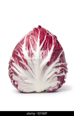 Un ensemble de fresh red Radicchio rosso sur fond blanc Banque D'Images