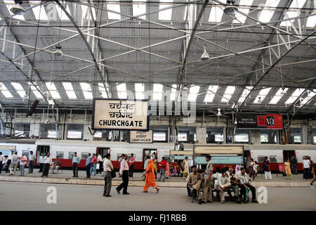 Churchgate station dans Mumbai , Inde Banque D'Images