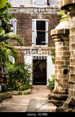 L'Admiral's Inn, Pitch et Tar Store & bureau d'ingénieurs, Nelson's Dockyard, English Harbour, Antigua Banque D'Images