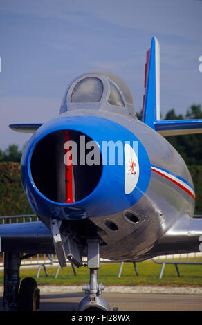 Bouches-du-Rhône (13), base aerienne de Salon de Provence, Dassault Ouragan, ancien avion de chasse de la Patrouille de France / Banque D'Images