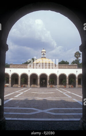 La cour intérieure de l'Instituto Cultural de Cabanas, site du patrimoine mondial de l'UNESCO à Guadalajara, Jalisco, Mexique Banque D'Images