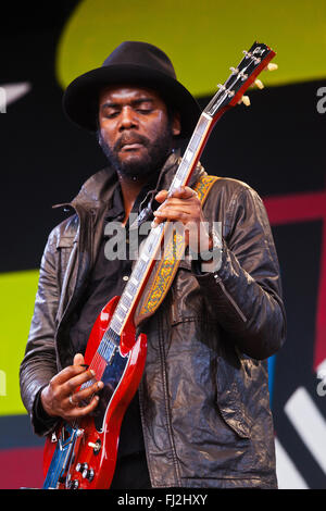 GARY CLARK JR. préformes sur la scène principale au festival de jazz de Monterey Banque D'Images