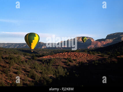 RED ROCK COUNTRY comme vu à partir d'un ballon - Sedona, Arizona Banque D'Images