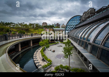 L'extérieur de la Da'un Park Station, à Taipei, Taiwan. Banque D'Images