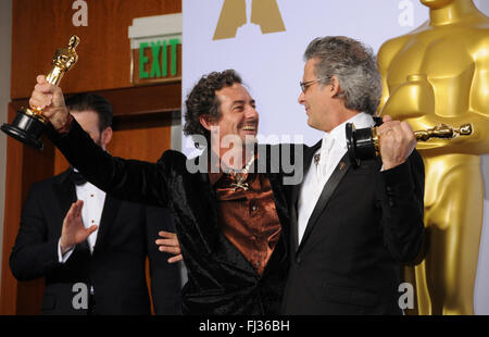 Hollywood, CA. Feb 29, 2016. Mark A. Mangini, David White. 88e Academy Awards présenté par l'Academy of Motion Picture Arts and Sciences tenue à Hollywood & Highland Center. Crédit photo : Byron Purvis/AdMedia Crédit : Byron Purvis/AdMedia/ZUMA/Alamy Fil Live News Banque D'Images