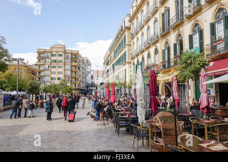 La Plaza de la Merced (Merci Square) bars cafés, restaurants, un square, plaza, Malaga, Espagne. Banque D'Images