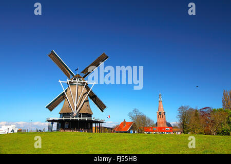 Moulin de Herder à la digue à Medemblik, Pays-Bas, Frise Banque D'Images