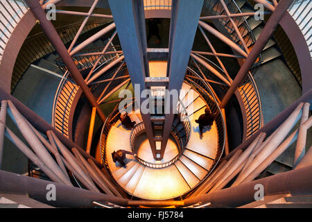 Escalier en spirale à la station de métro Reinoldikirche, Allemagne, Rhénanie du Nord-Westphalie, Ruhr, Dortmund Banque D'Images