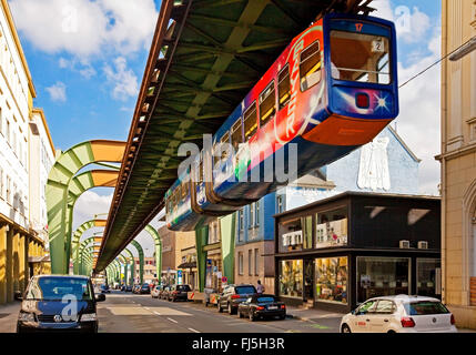 Suspension en fer Wuppertal Vohwinkel district, l'Allemagne, en Rhénanie du Nord-Westphalie, région du Bergisches Land, à Wuppertal Banque D'Images