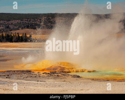 Clepsydre, Geyser Geyser basin, Wyoming, USA, le Parc National de Yellowstone Banque D'Images