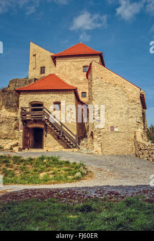 Brasov, Roumanie - 10 octobre 2015 : Brasov citadelle, d'abord attesté en 1324, est l'un des plus anciens sites archéologiques en Roumanie, Banque D'Images