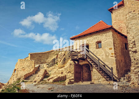 Brasov, Roumanie - 10 octobre 2015 : Brasov citadelle, d'abord attesté en 1324, est l'un des plus anciens sites archéologiques en Roumanie, Banque D'Images