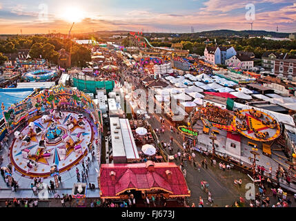 Cranger Kirmes, plus grande fête foraine de l'état de Rhénanie du Nord-Westphalie, en Allemagne, en Rhénanie du Nord-Westphalie, Ruhr, Herne Banque D'Images