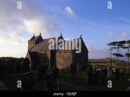 L'église St Madoc Llanmadoc North Gower Peninsula Swansea County South Wales UK Banque D'Images